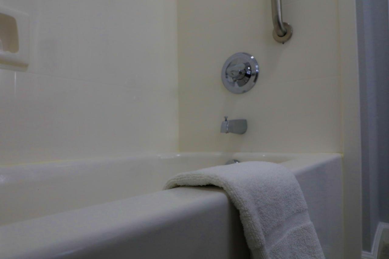 Home Inn And Suites Olive Branch Buitenkant foto